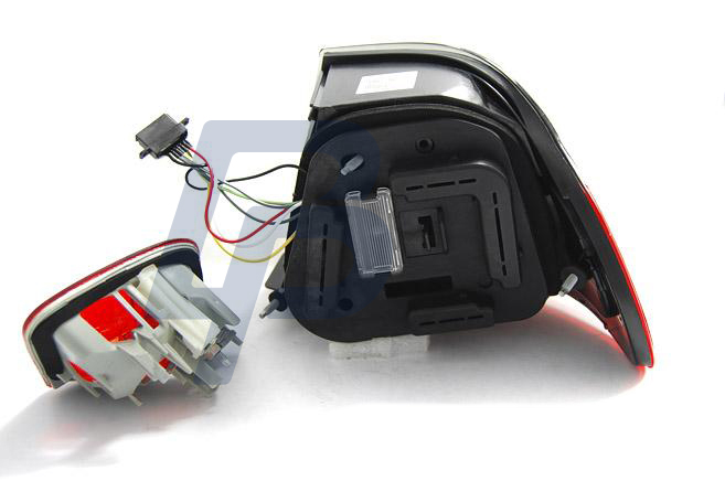 BMW E46 04.03-06 COUPE RED SMOKE LED TAILLIGHTS - 3