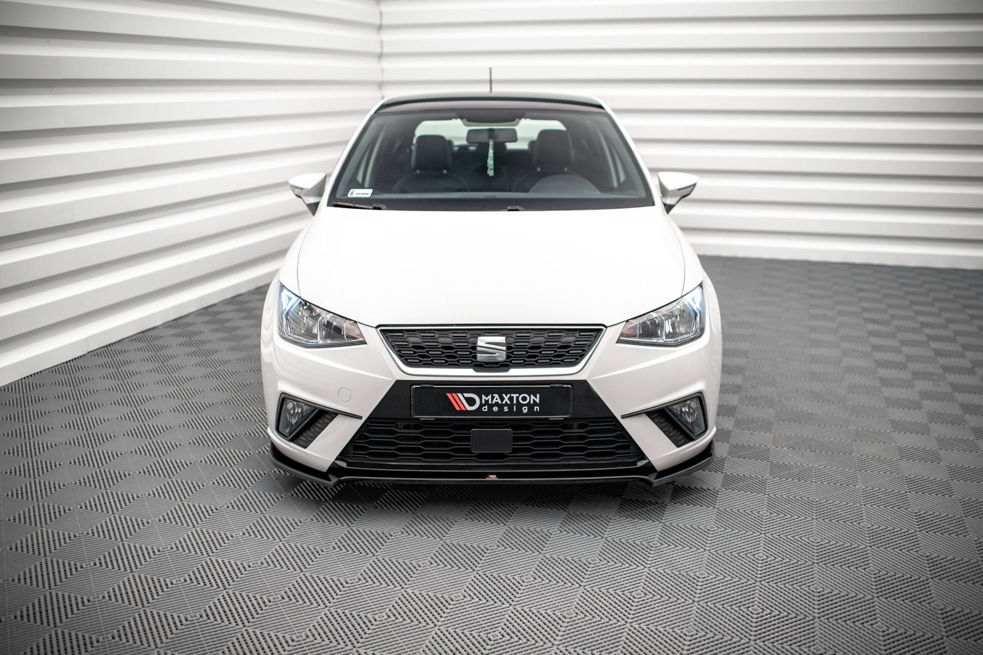 Front Splitter V.3 Seat Ibiza FR / Standard Mk5 - 2