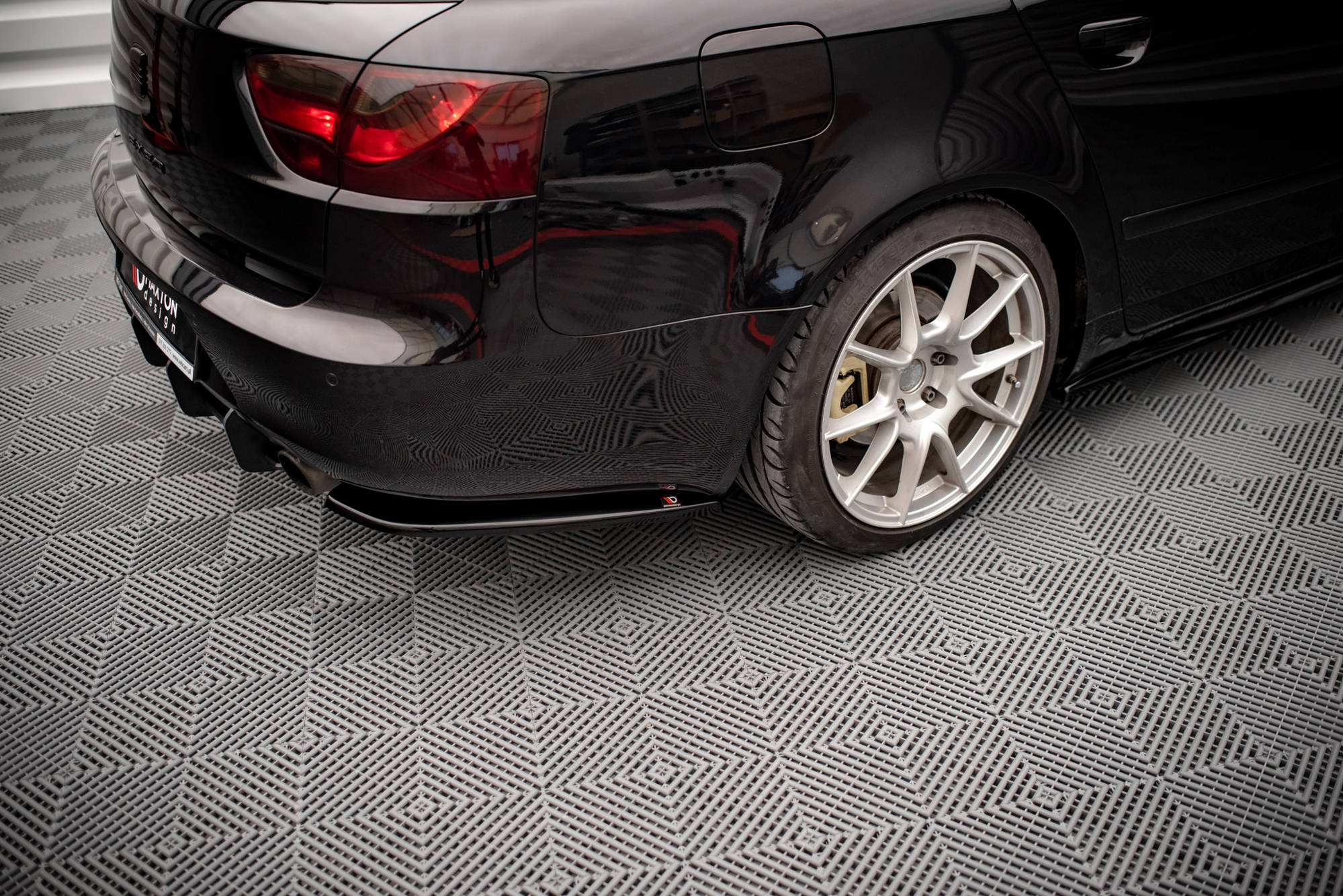 Rear Side Splitters Seat EXEO (2008-2013) - 2