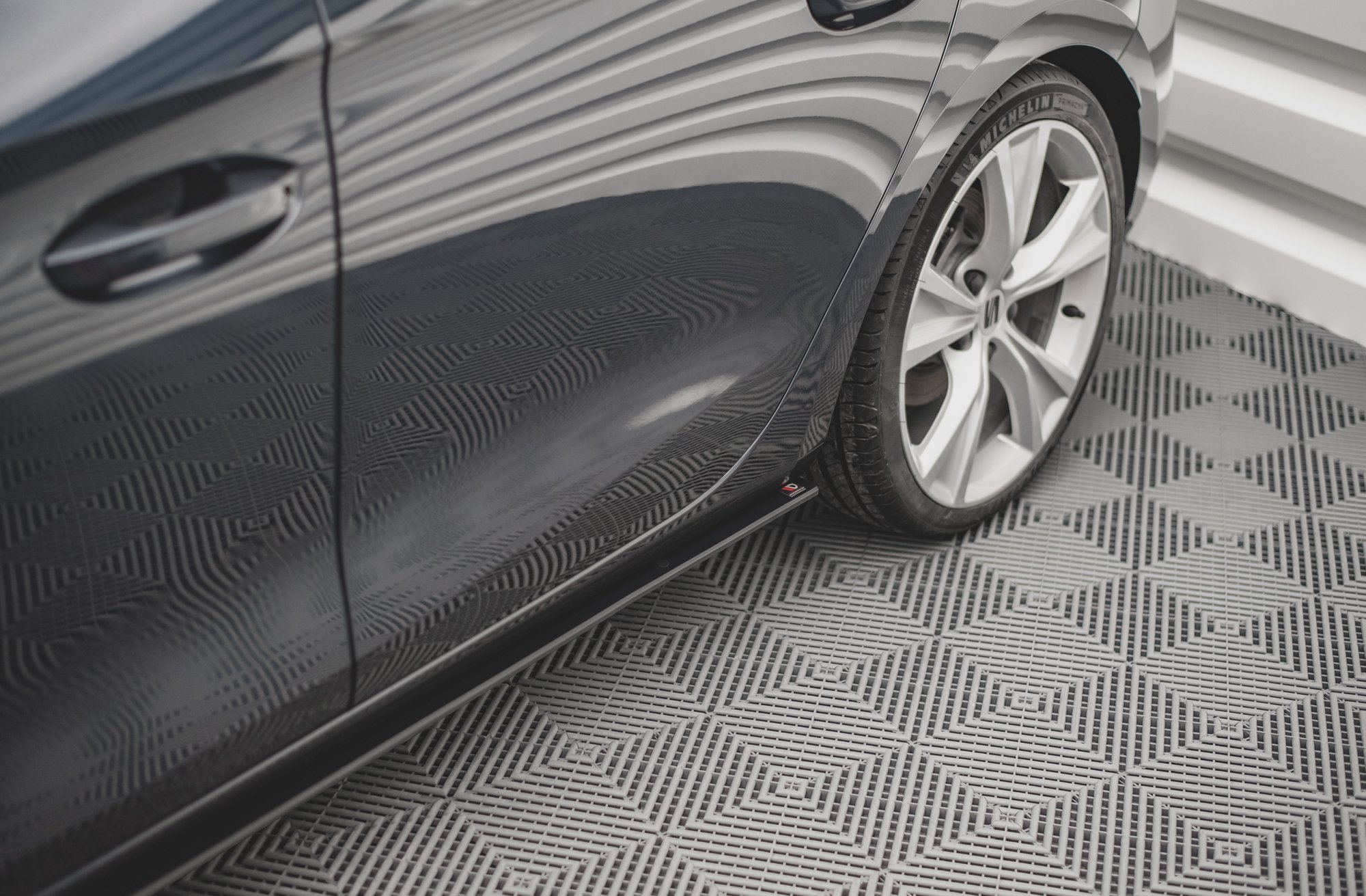 STREET PRO SIDE SKIRTS DIFFUSERS SUITABLE FOR SEAT LEON FR MK4 – MAXTON DESIGN