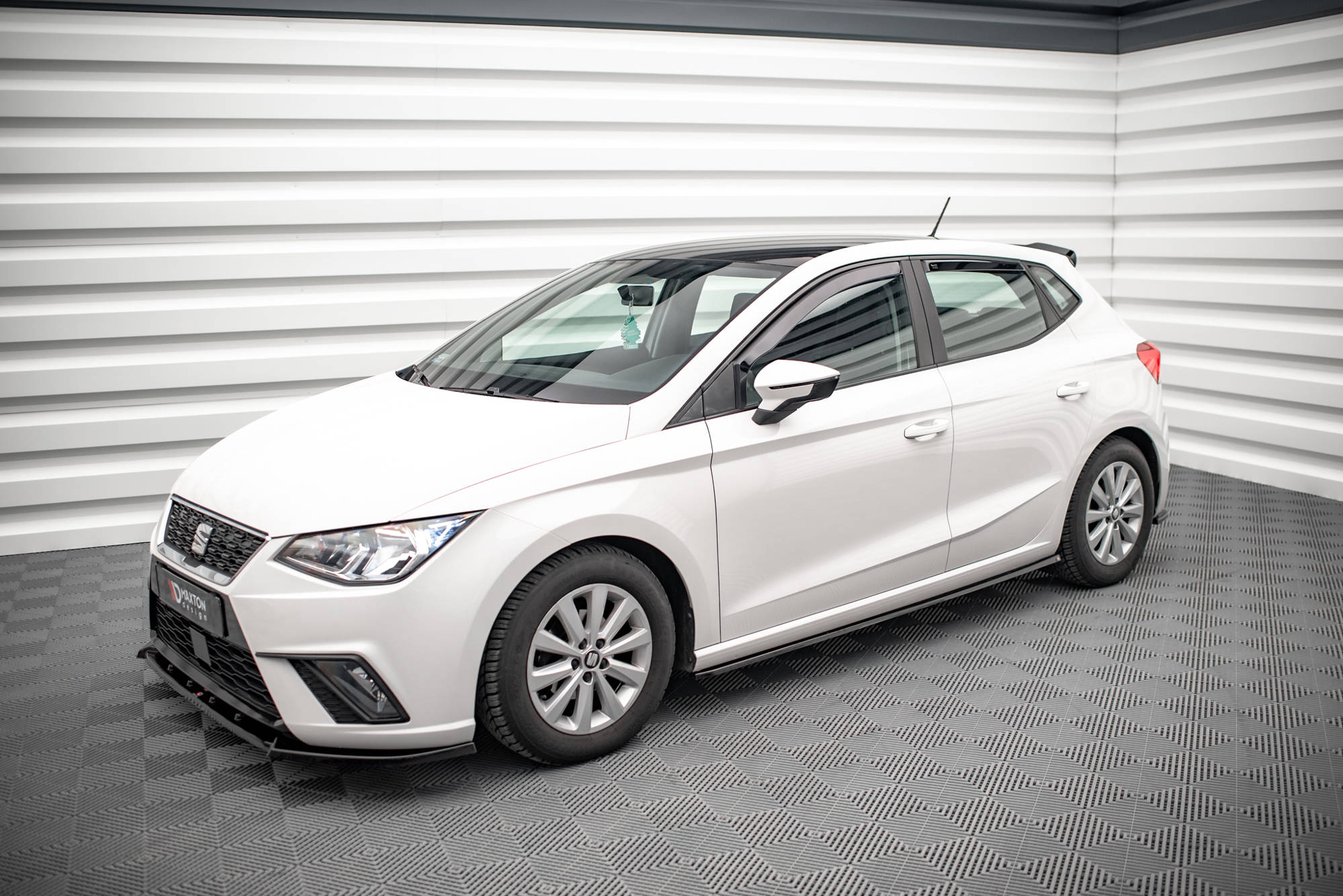 Side Skirts Diffusers V.1 Seat Ibiza FR / Standard Mk5 - 3