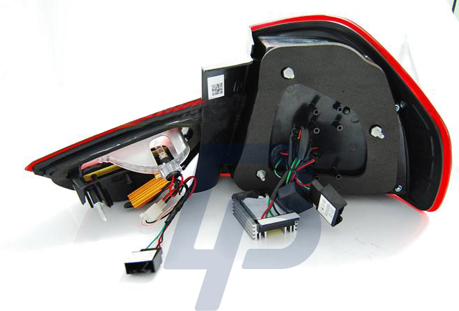BMW E90 09-11 RED LED TAILLIGHTS BAR - 5