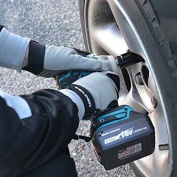 WEILDER IMPACT WRENCH 18V 4AH (2 BATTERY)