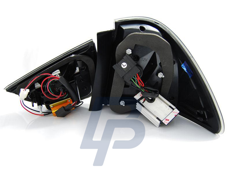 BMW E91 09-11 SMOKE BLACK LED TAILLIGHTS BAR - 2