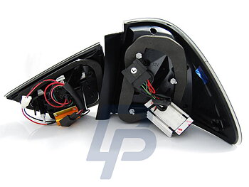 BMW E91 09-11 SMOKE BLACK LED TAILLIGHTS BAR