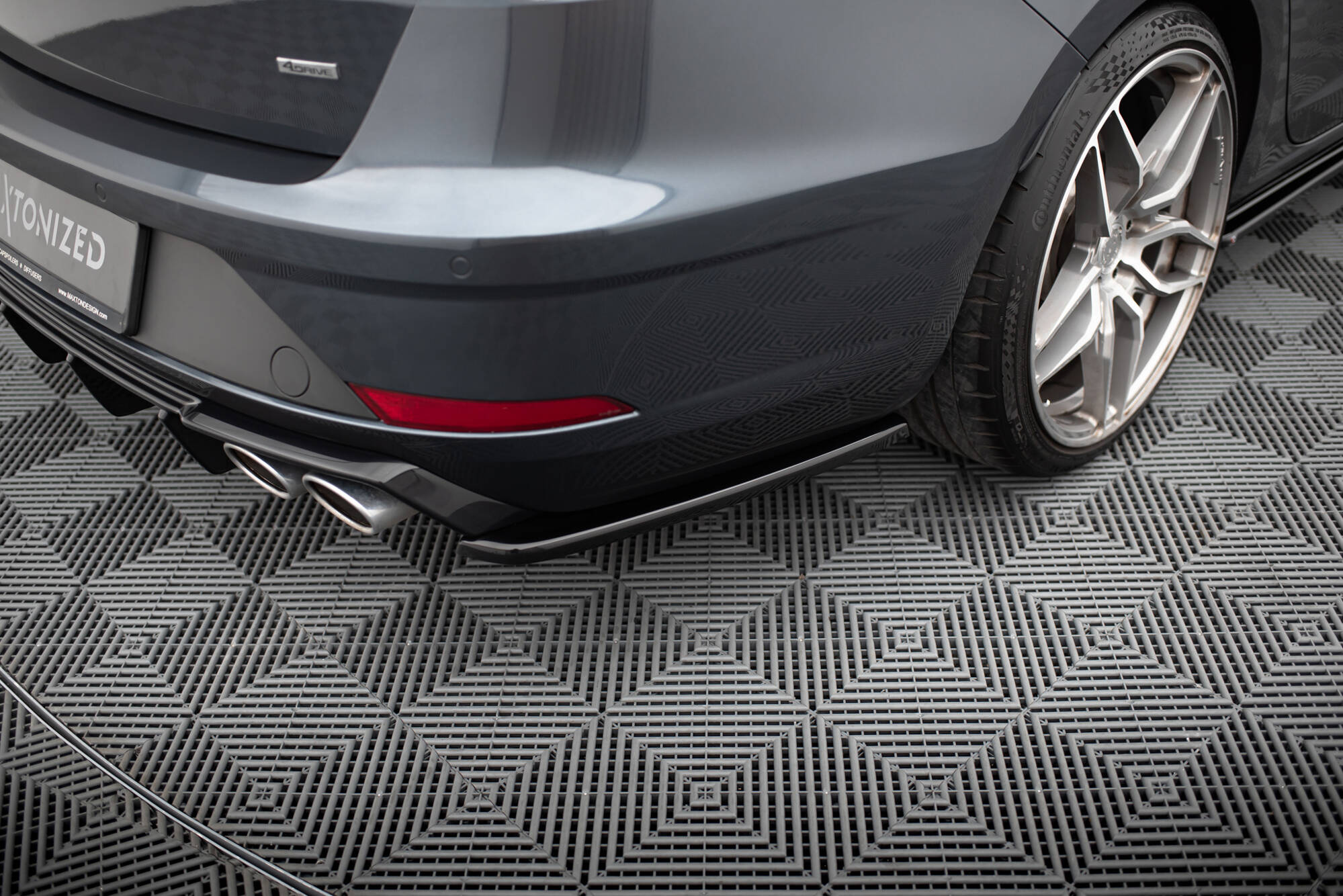 Rear Side Splitters V.2 Seat Leon Cupra Mk3 FL Sportstourer - 3