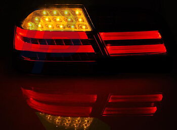 BMW E92  09.06-03.10 RED WHITE LED TAILLIGHTS BAR