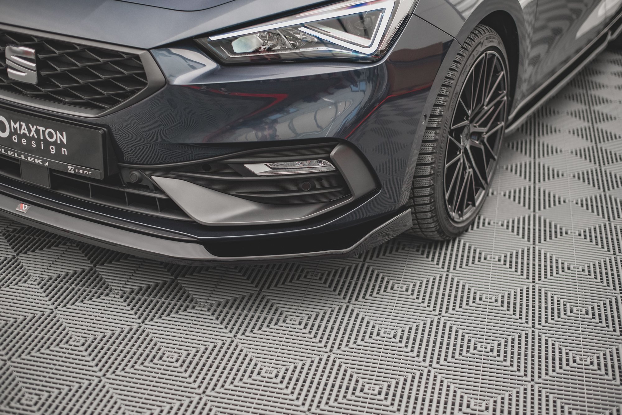 Front Splitter V.3 Seat Leon FR Mk4 - 3