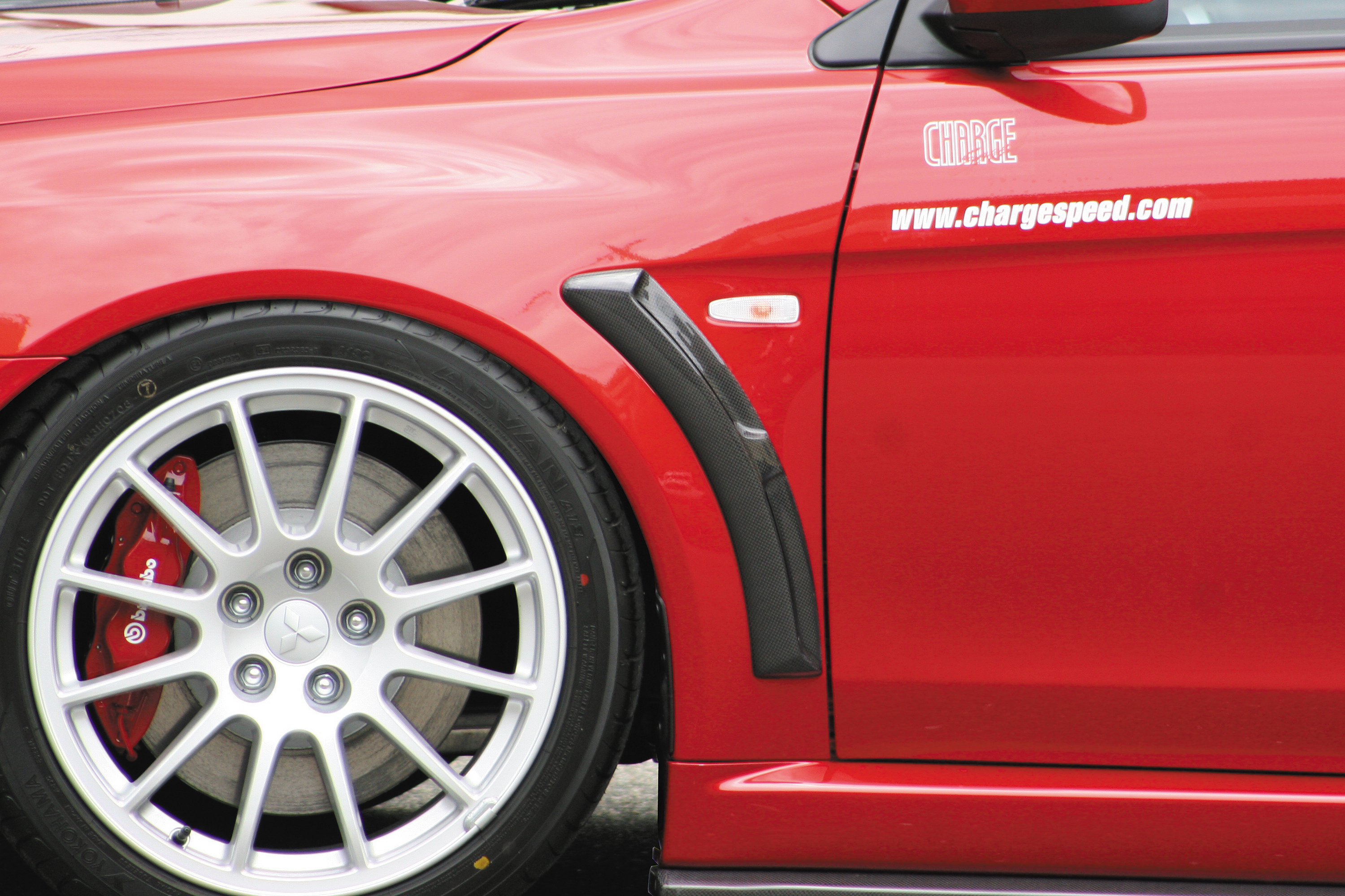 MITSUBISHI EVO X CHARGESPEED FRAM SKÄRMARINTAG
