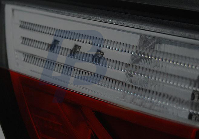 BMW E60 07.03-02.07 RED SMOKE LED TAILLIGHTS BAR - 2