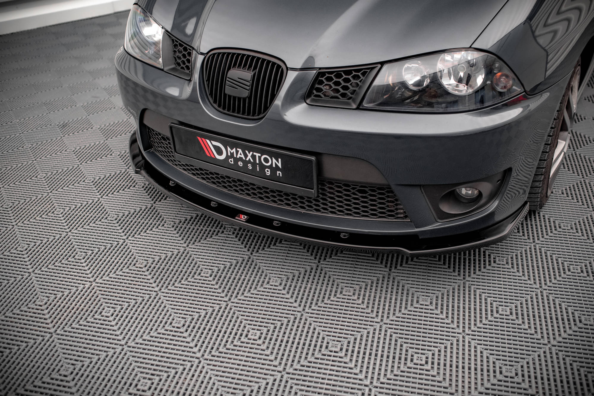 Front Splitter V.1 Seat Ibiza Cupra MK3 (2004-2008) - 3