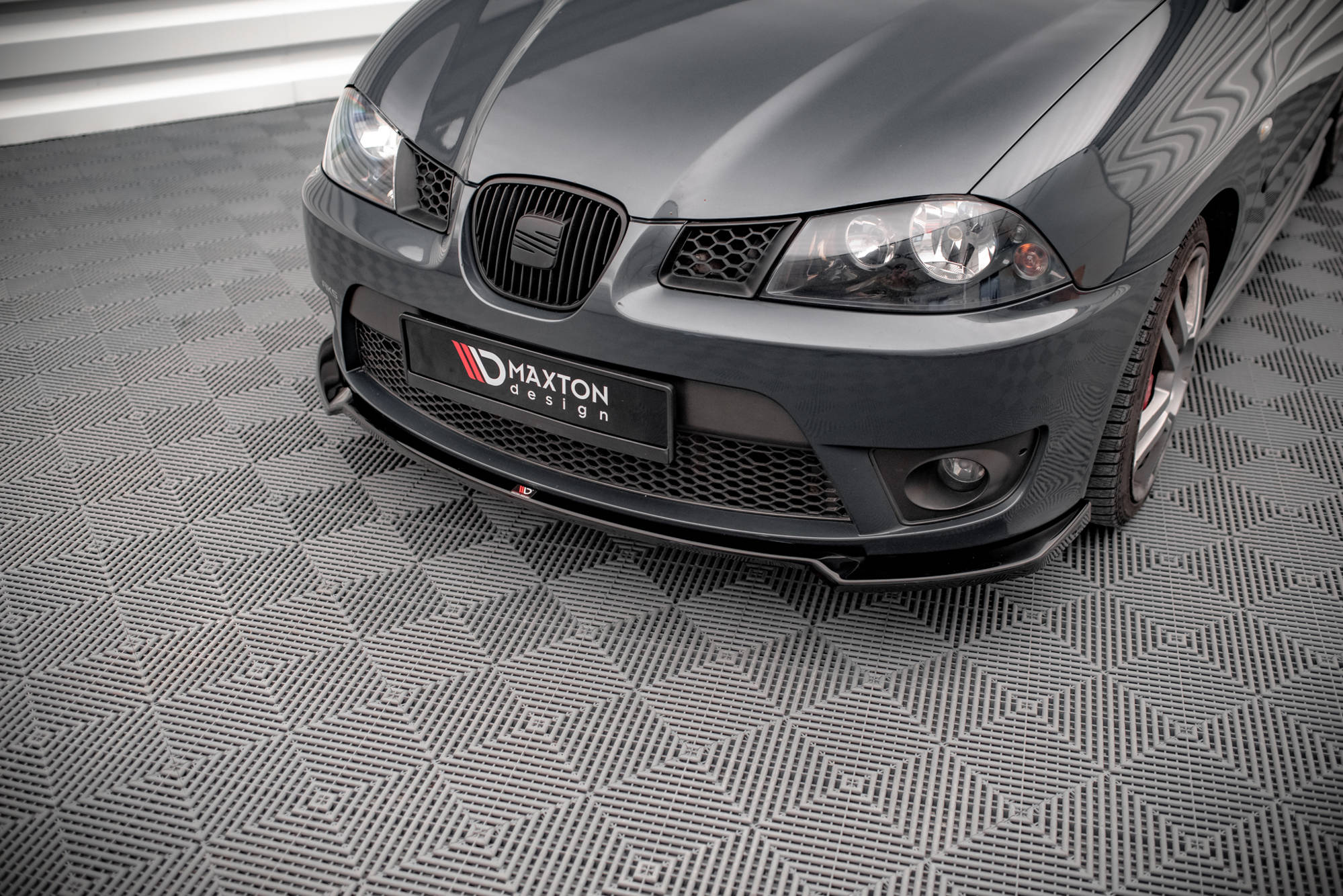 Front Splitter V.3 Seat Ibiza Cupra MK3 (2004-2008) - 3