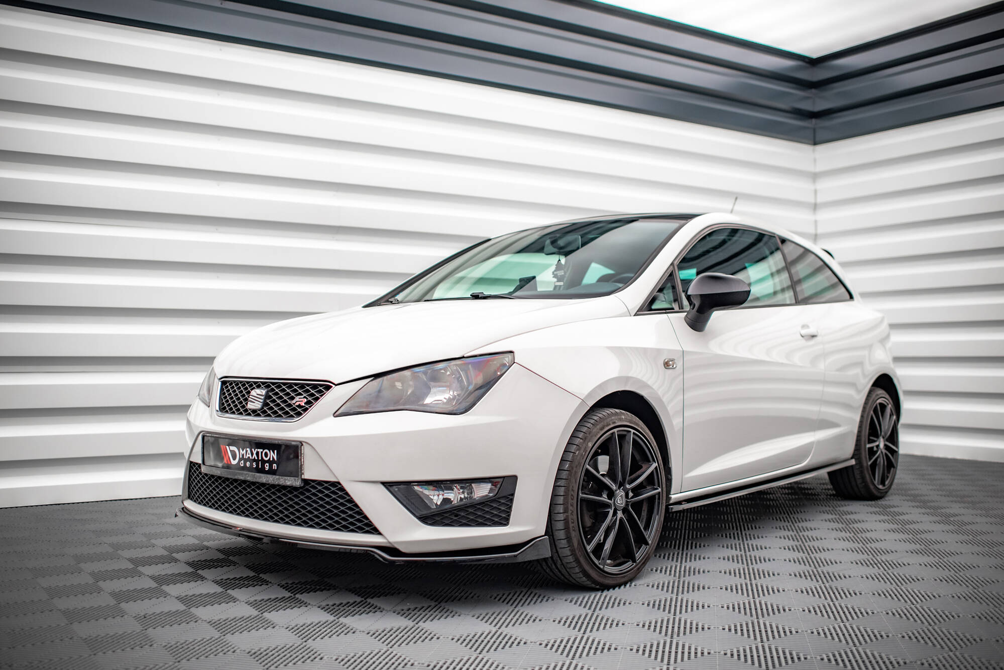 Front Splitter V.1 Seat Ibiza FR SC Mk4 Facelift - bluepower.se