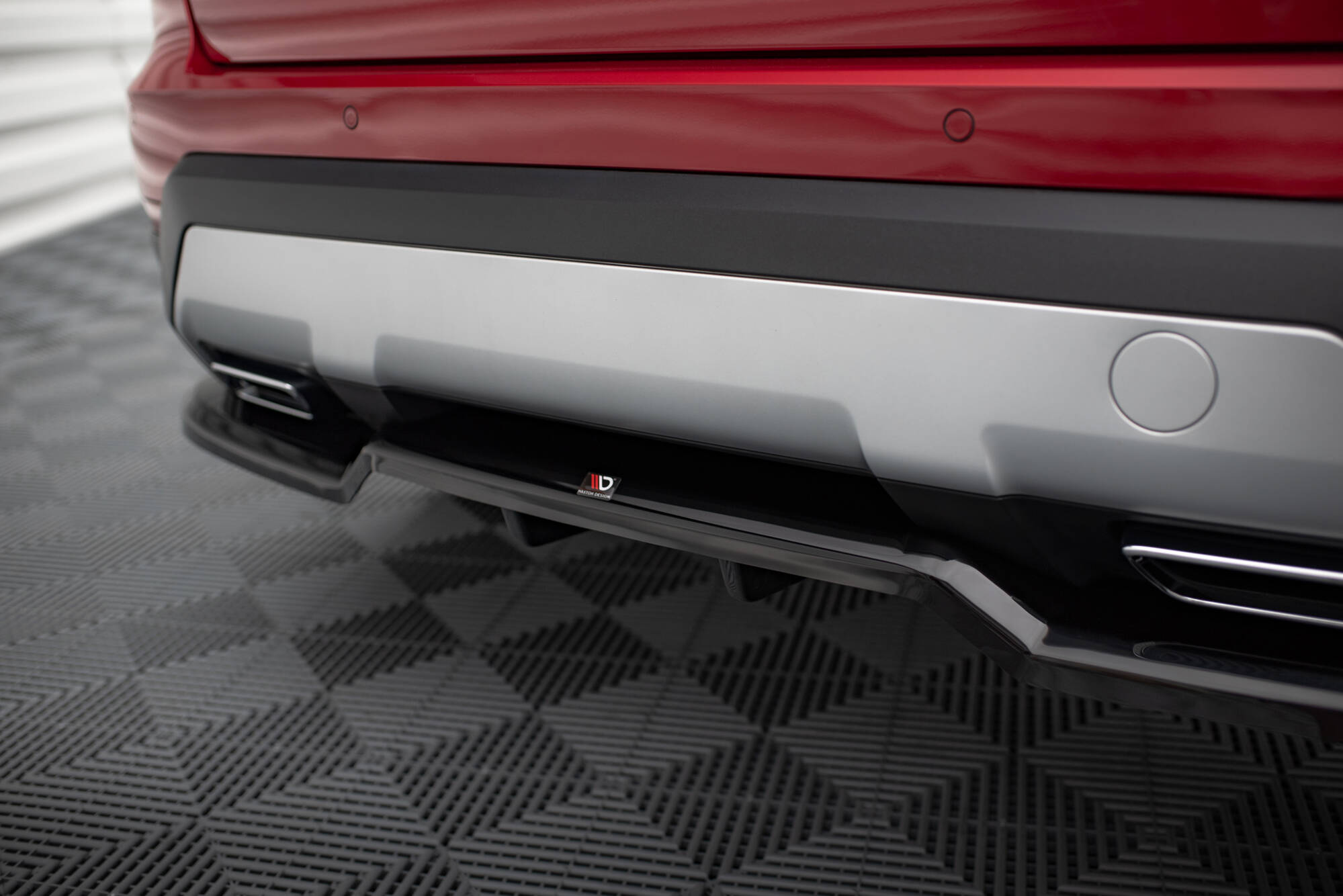 Central Rear Splitter (Vertical Bars) Seat Arona FR Mk1 - 3