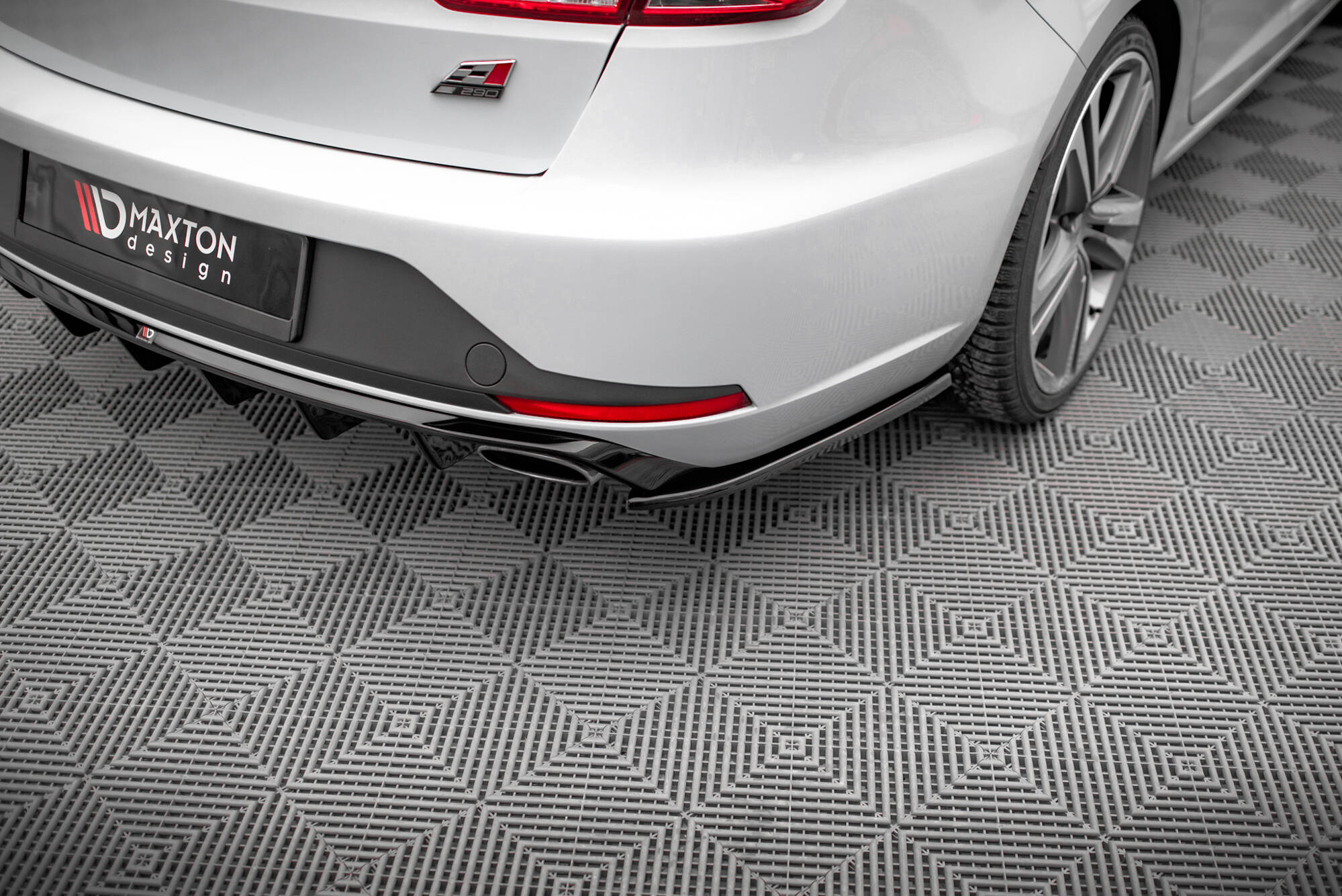 Rear Side Splitters V.2 Seat Leon Cupra Sportstourer Mk3 - 3