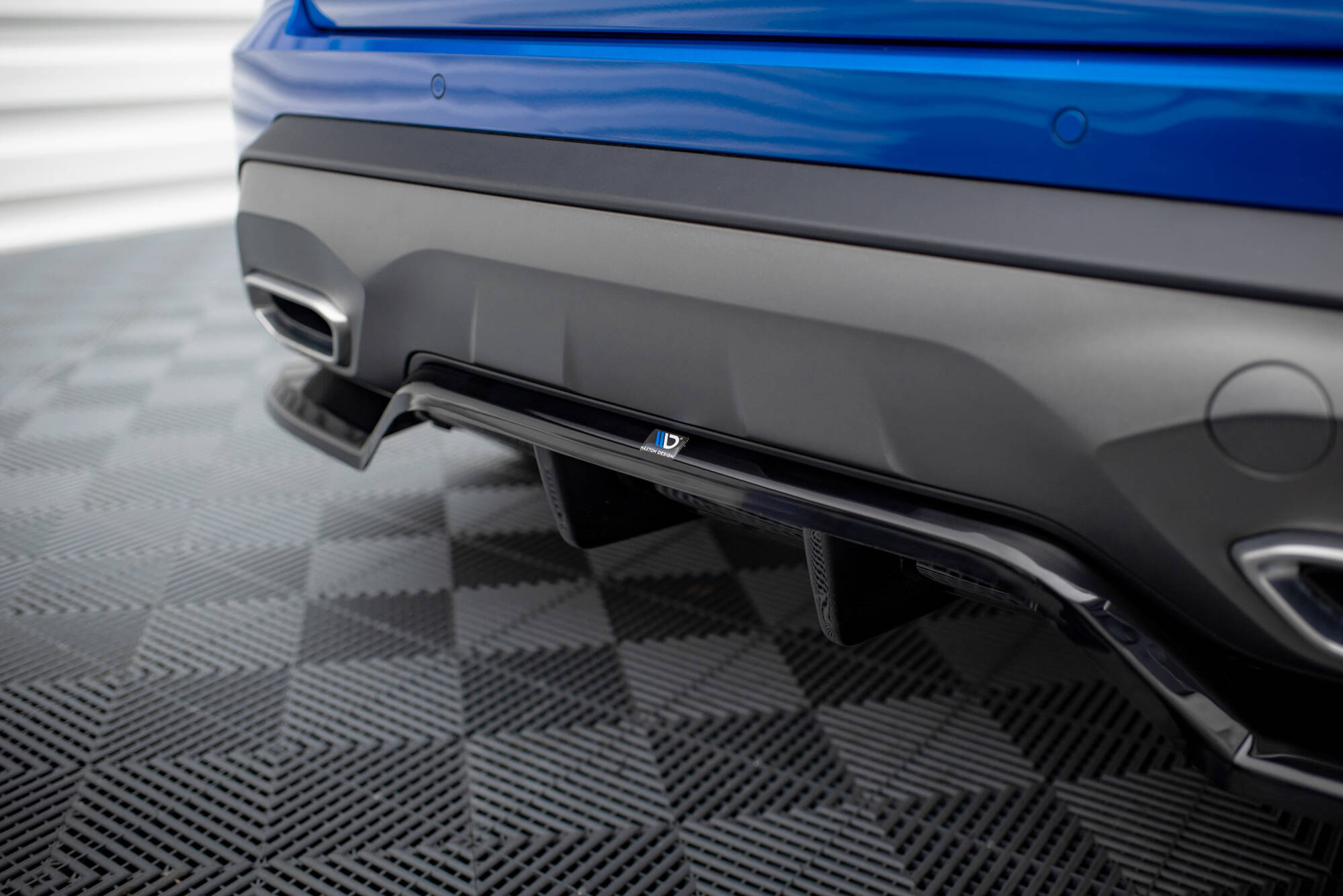 Central Rear Splitter (Vertical Bars) Seat Arona FR Mk1 Facelift - 3