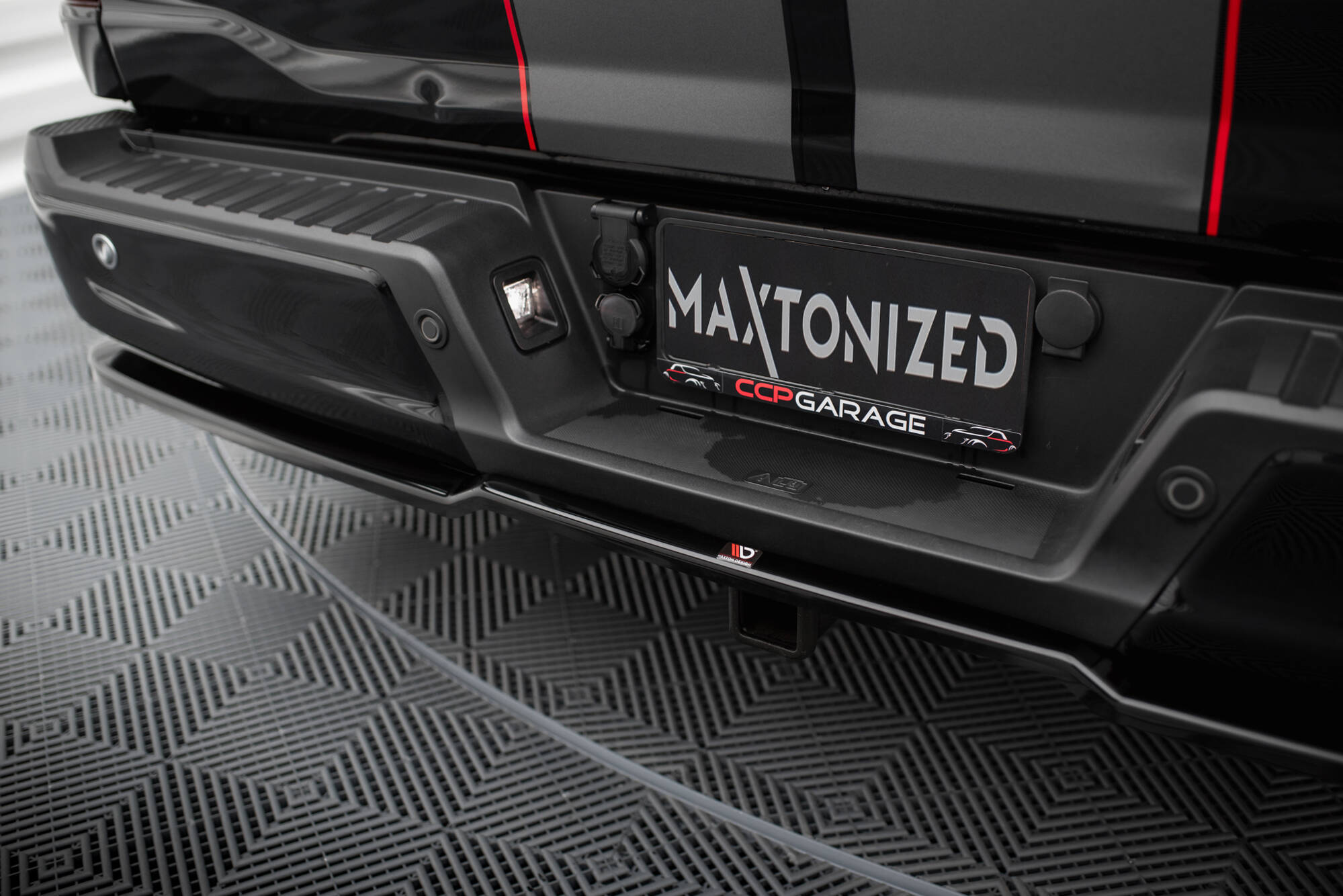 Central Rear Splitter Shelby F150 Super Snake - 2