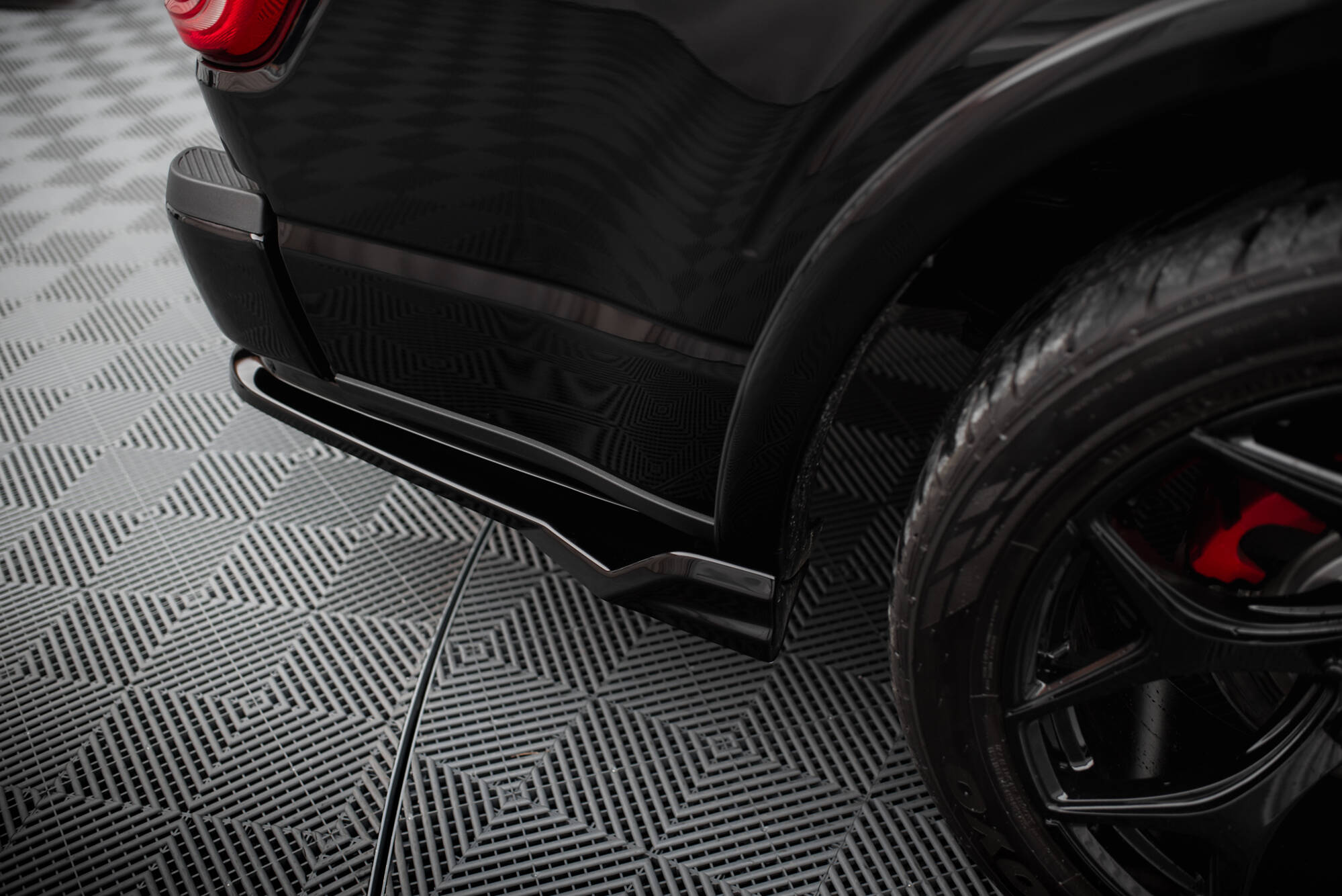 Central Rear Splitter Shelby F150 Super Snake - 4