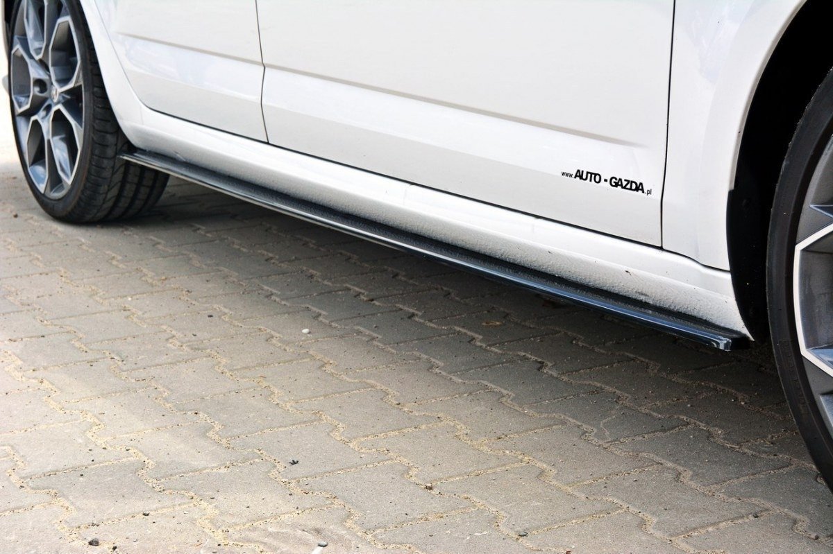 Side Skirts Diffusers Skoda Octavia VRS MK3/ MK3.5 Hatchback/estate - 2