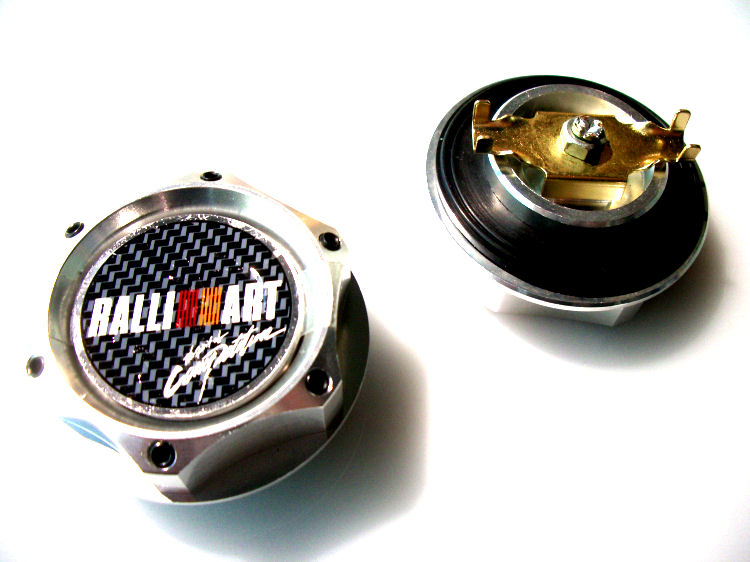 MITSUBISHI UNIVERSAL OIL CAP INCL RALLIART LOGO [SM]