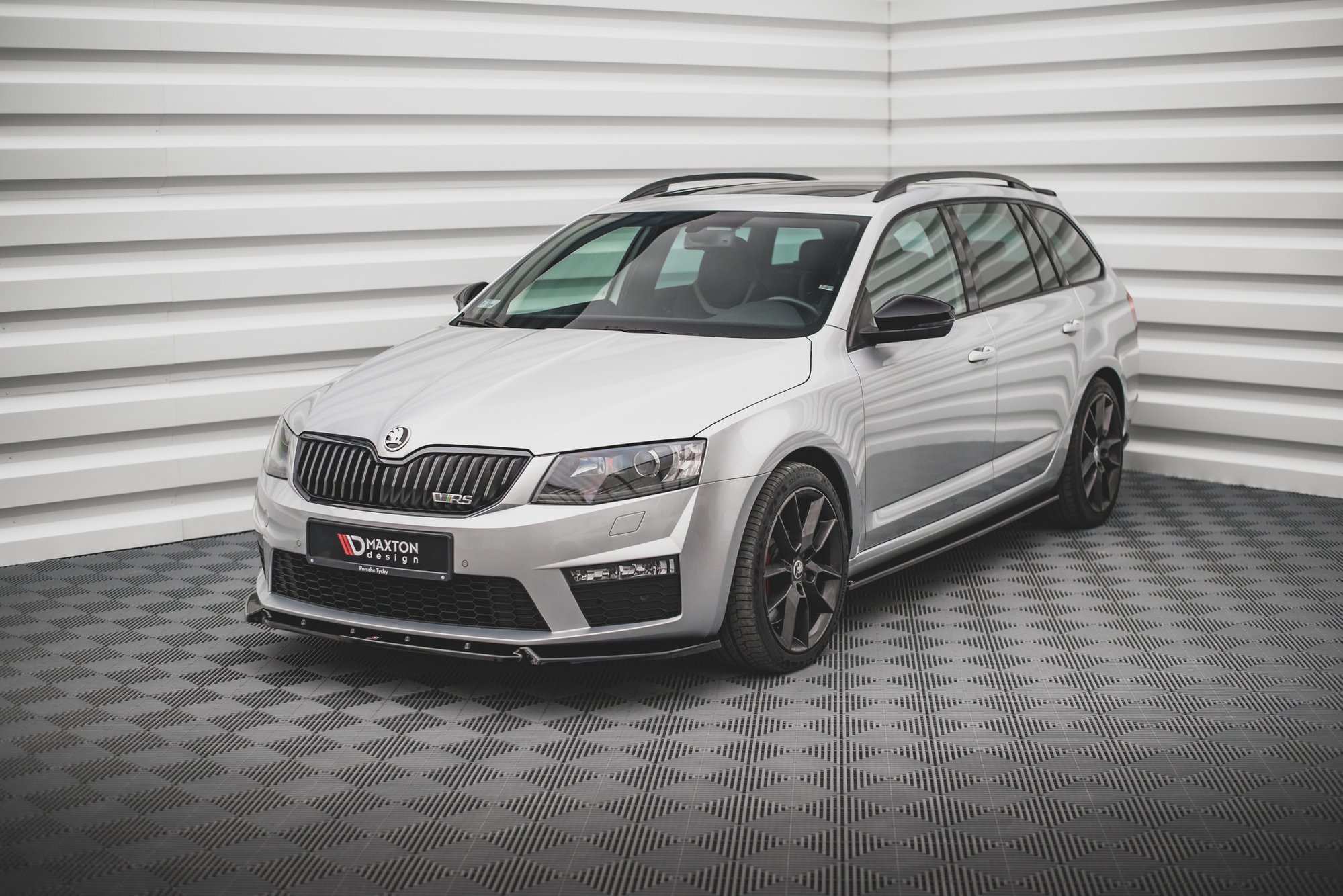 Front Splitter V.3 Skoda Octavia RS MK3 (2013-2016) - 2