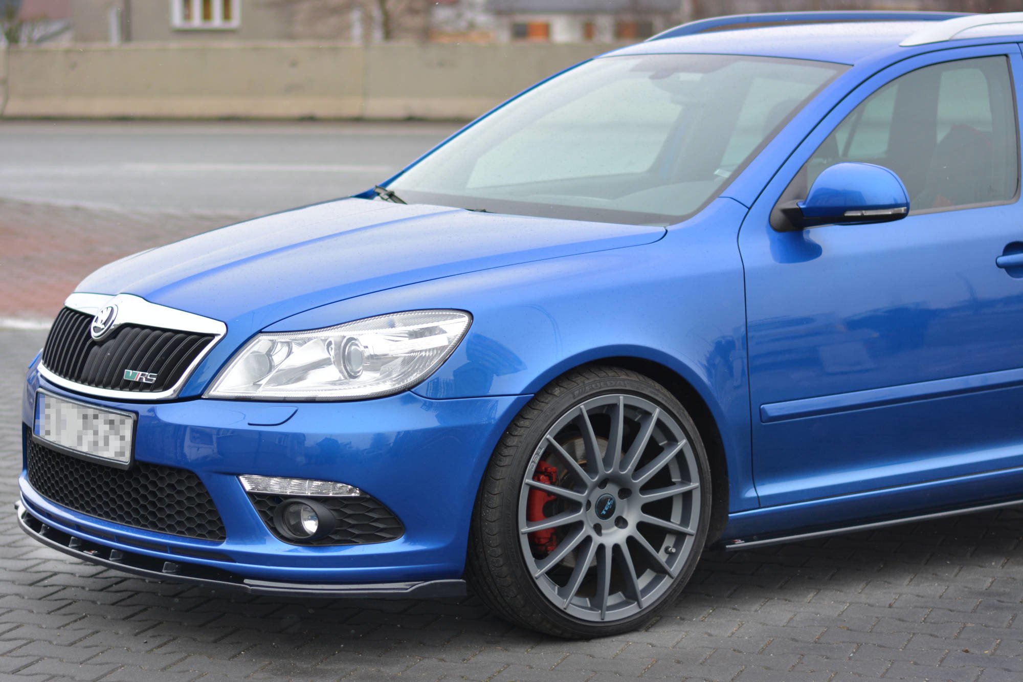 Front Splitter V.1 Skoda Octavia MK2 VRS Facelift (2008-2013) - 4