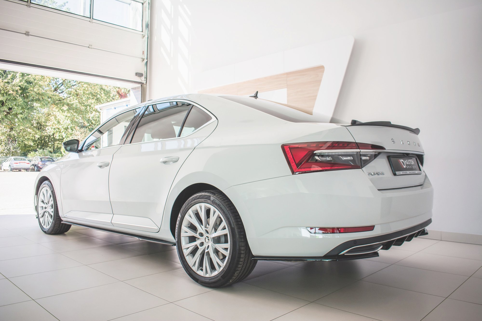 Side Skirts Diffusers Skoda Superb Mk3 FL (2019-) - 4