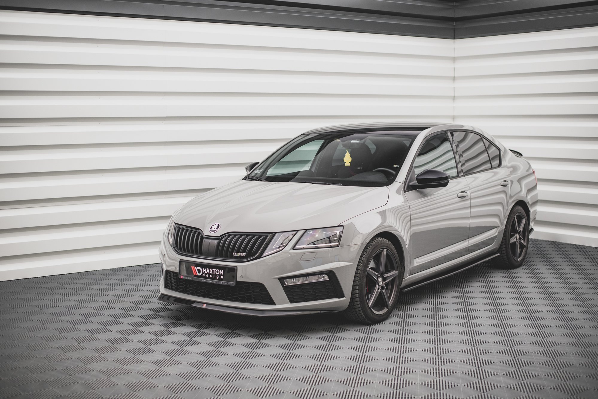Front Splitter V.1 Skoda Octavia RS MK3 Facelift (2016-2019) - 2