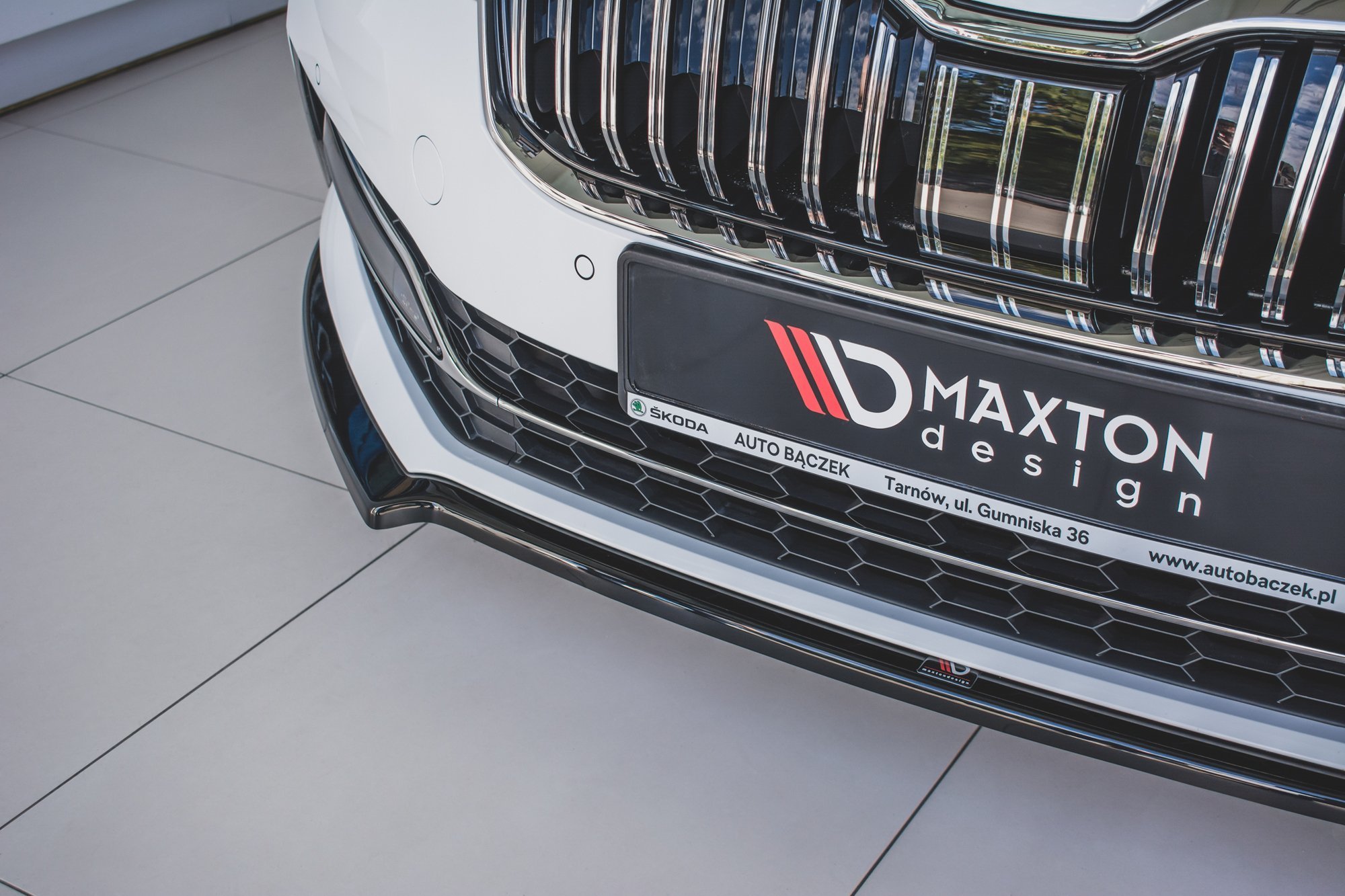 Front Splitter V.1 Skoda Superb MK3 FL (2019-) - 5