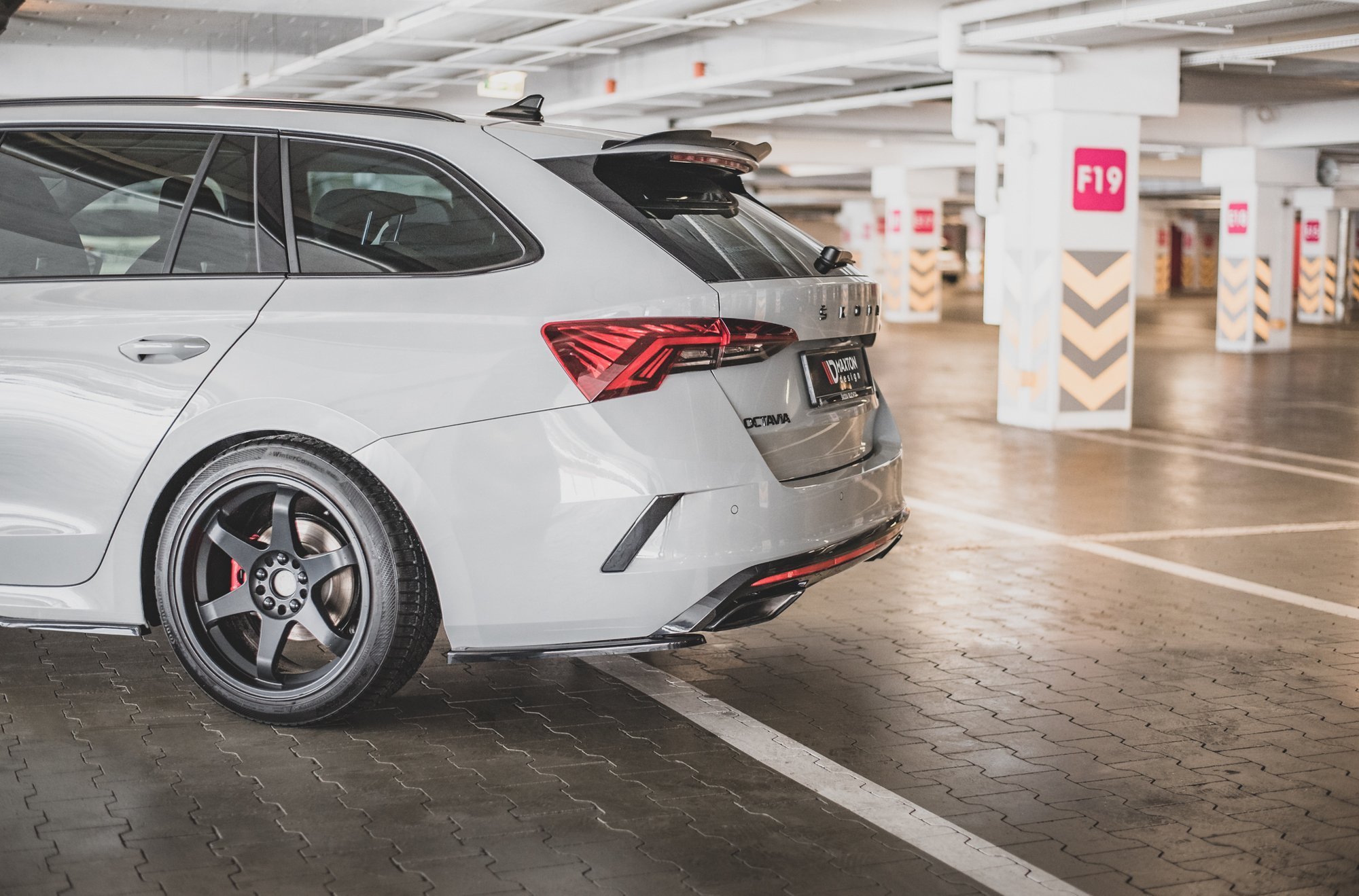 Rear Side Splitters V1 Skoda Octavia RS MK4 (2020-) - 3