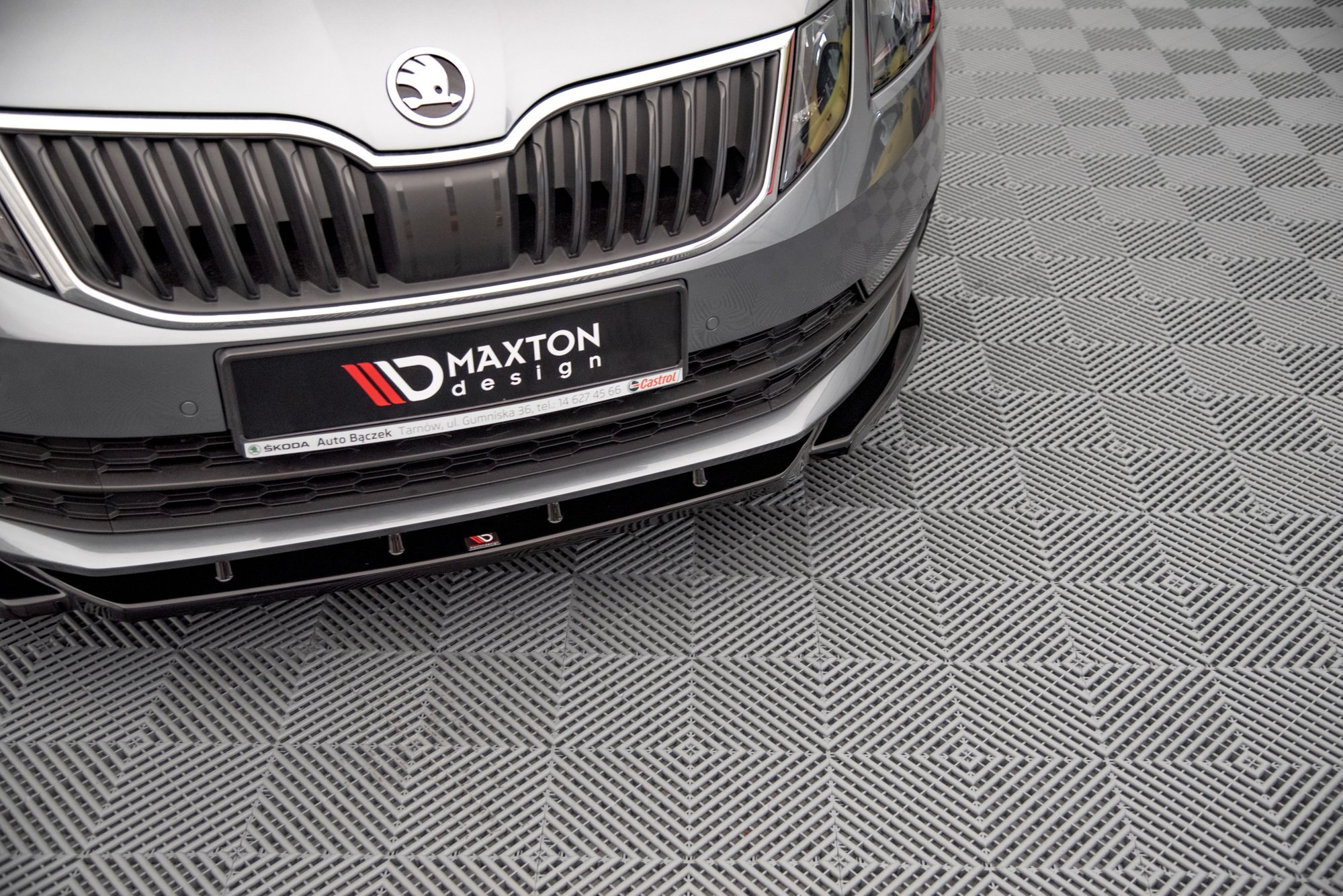 Front Splitter V.2 Skoda Octavia MK3 Facelift (2016-2020) - 3