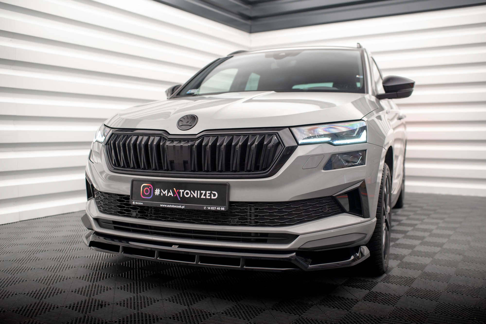 Front Splitter Skoda Karoq Sportline Mk1 Facelift - 4
