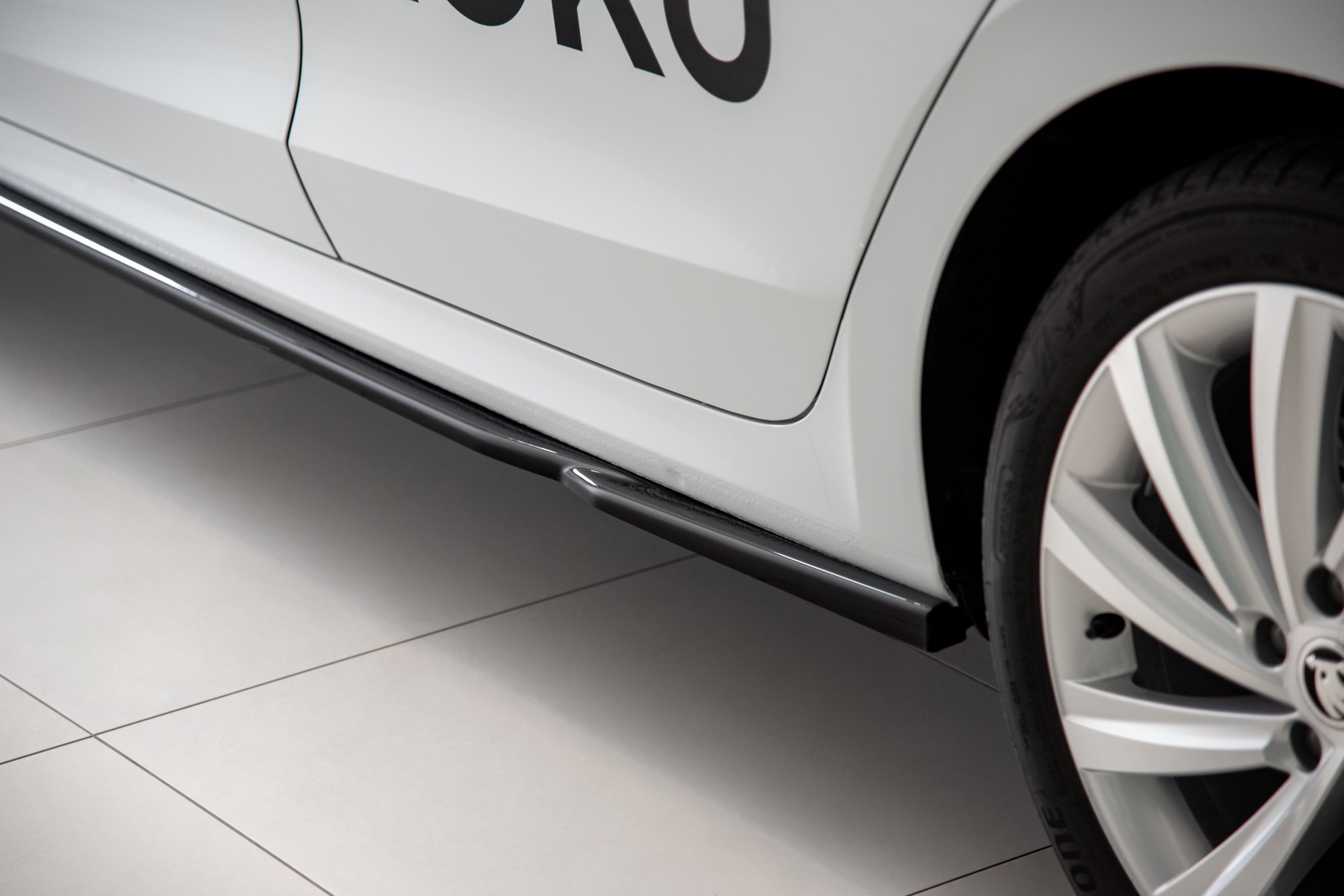 Side Skirts Diffusers V.2 Skoda Octavia Mk4 - 3