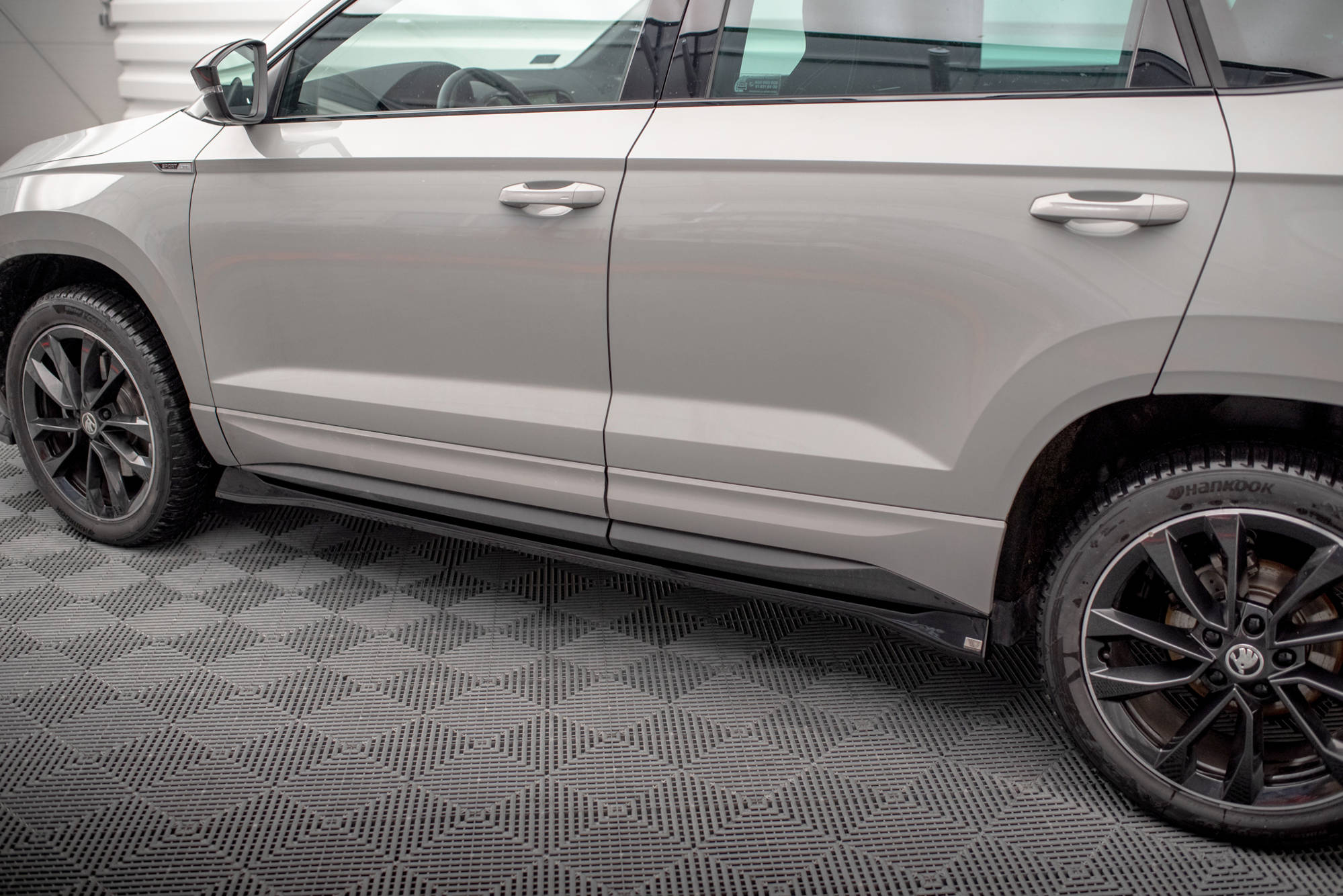 Side Skirts Diffusers Skoda Karoq Sportline Mk1 - 4