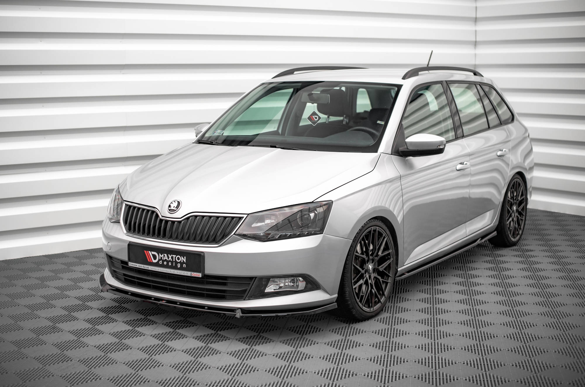 Front Splitter V.1 Skoda Fabia MK3 (2014-2019) - 3