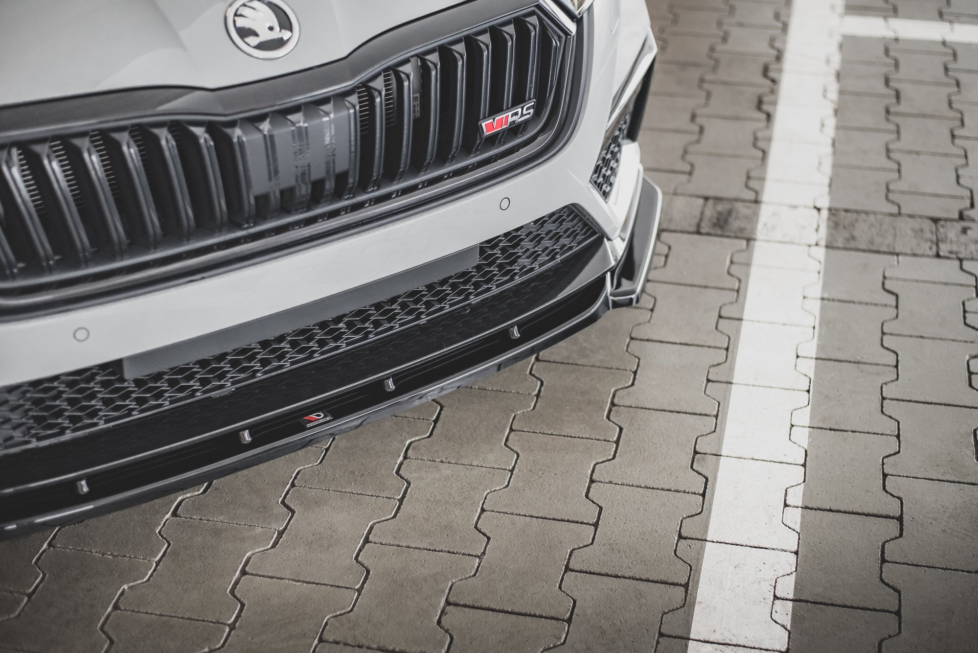 Front Splitter V3 Skoda Octavia RS MK4 (2020-) - 5