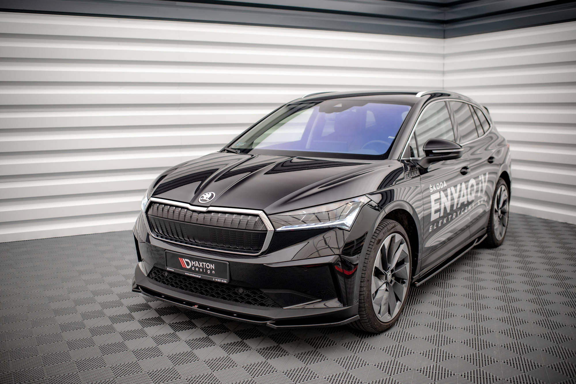 Front Splitter V.3 Skoda Enyaq IV (2020-) - 3