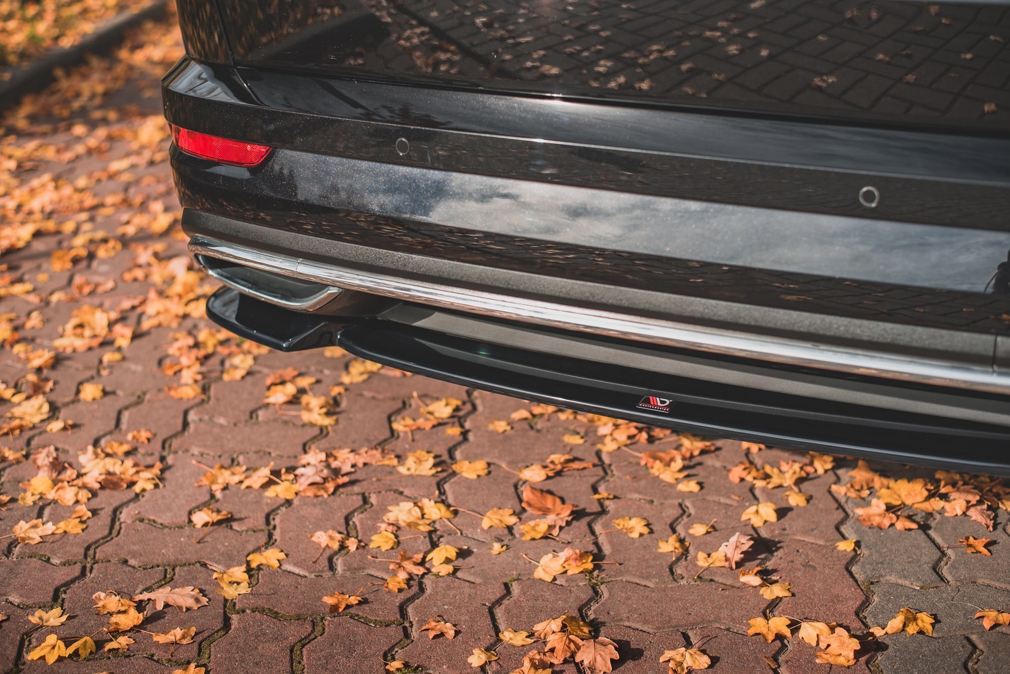 Central Rear Splitter Skoda Karoq Sportline - 3