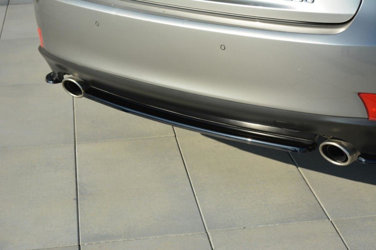 CENTRAL REAR SPLITTER LEXUS IS MK3 T (WITHOUT VERTICAL BARS) - 3