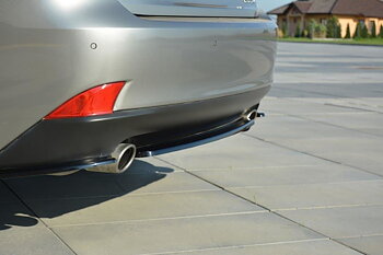 CENTRAL REAR SPLITTER LEXUS IS MK3 T (WITHOUT VERTICAL BARS)