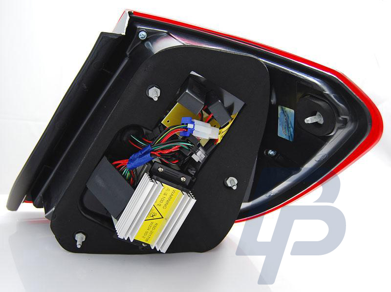 MERCEDES C-CLASS W204 KOMBI 07-10 RED WHITE LED TAILLIGHTS BAR - 3