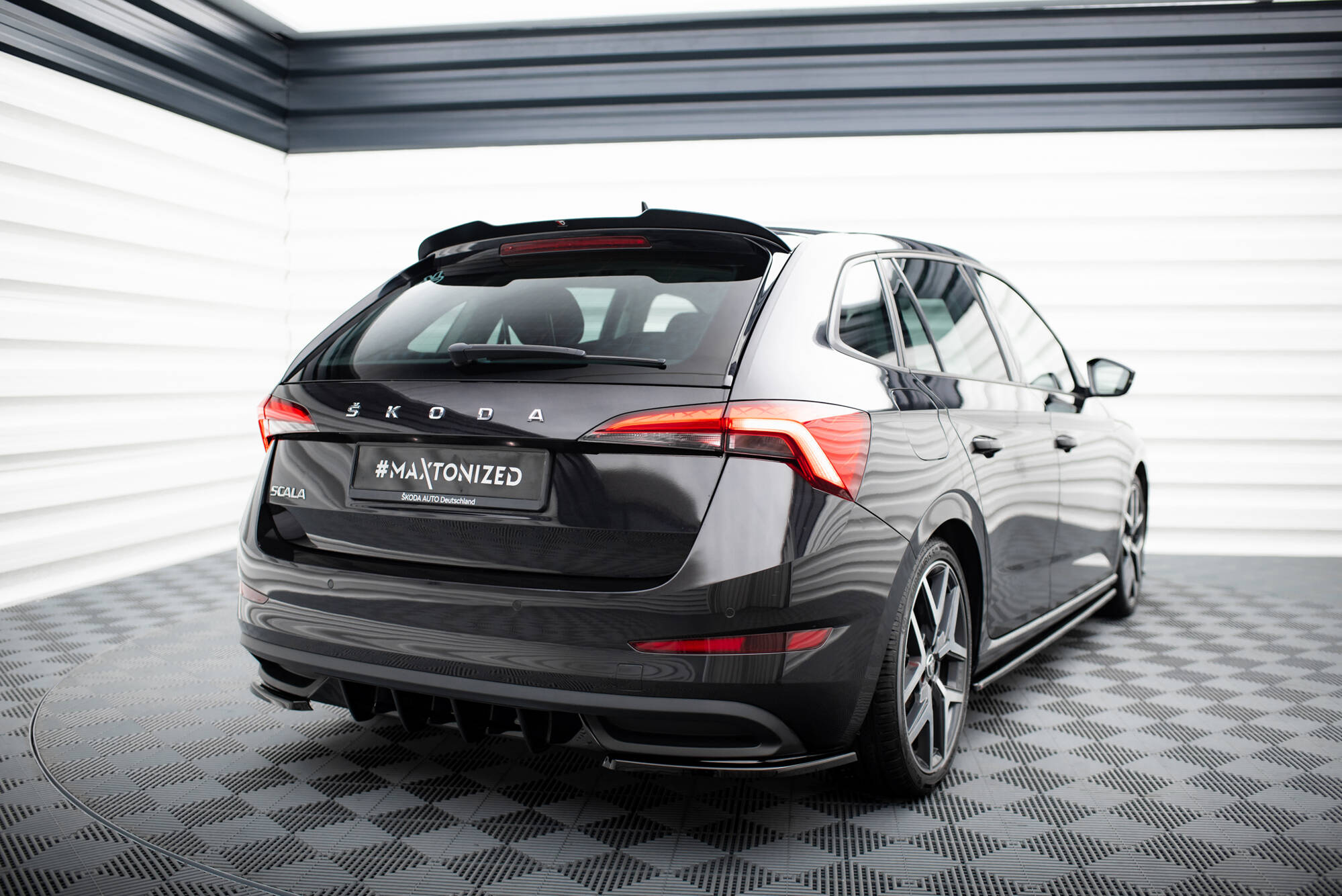 Spoiler CAP V.2 Skoda Scala - 2