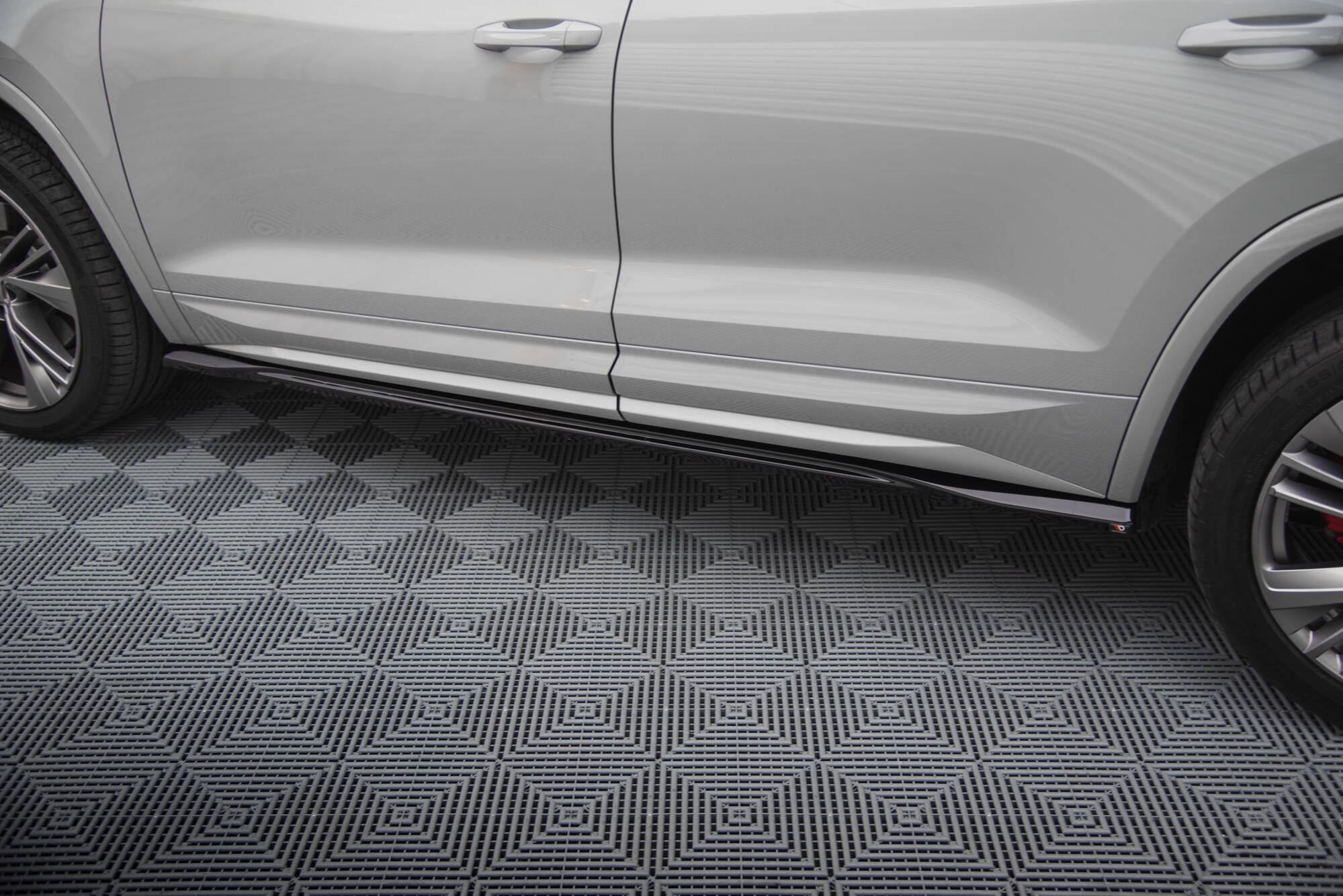 Side Skirts Diffusers Skoda Kodiaq RS Mk1 Facelift - 4