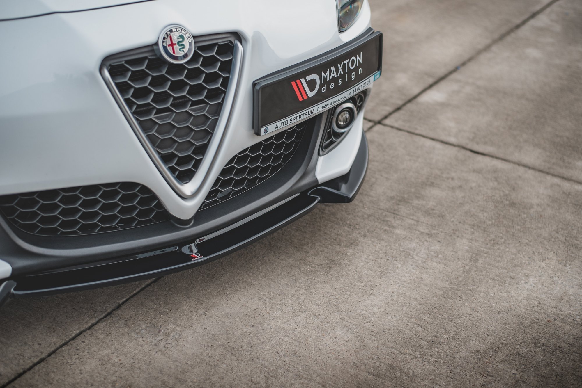 Front Splitter V.3 Alfa Romeo Giulietta - 4