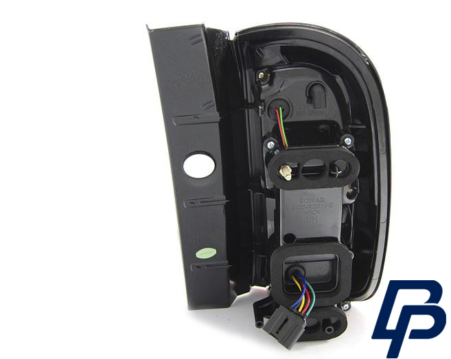 DACIA DUSTER 04.10- LED TAILLIGHTS BAR SMOKE - 4