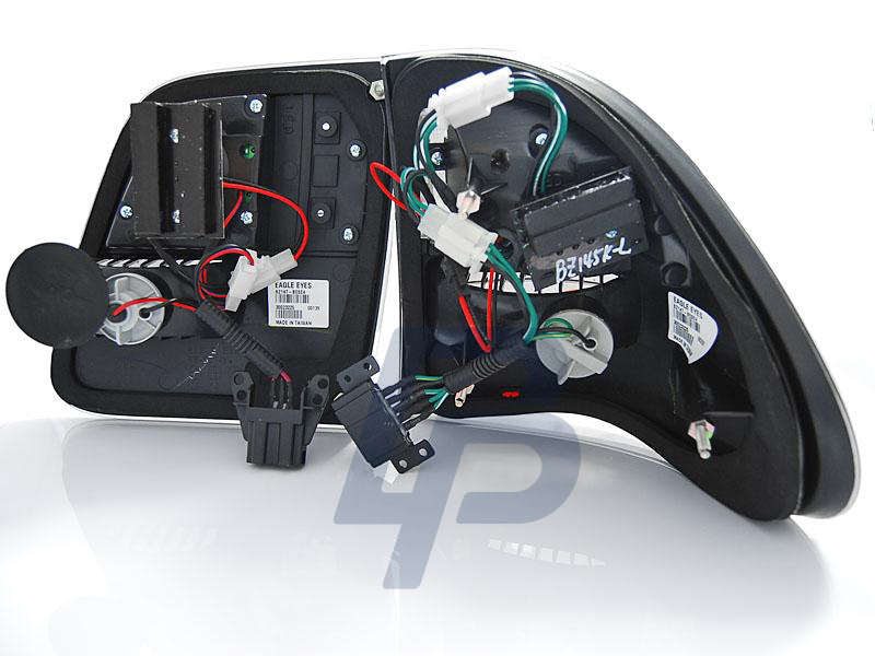 MERCEDES W210 95-03.02 KOMBI R-S LED TAILLIGHTS - 3