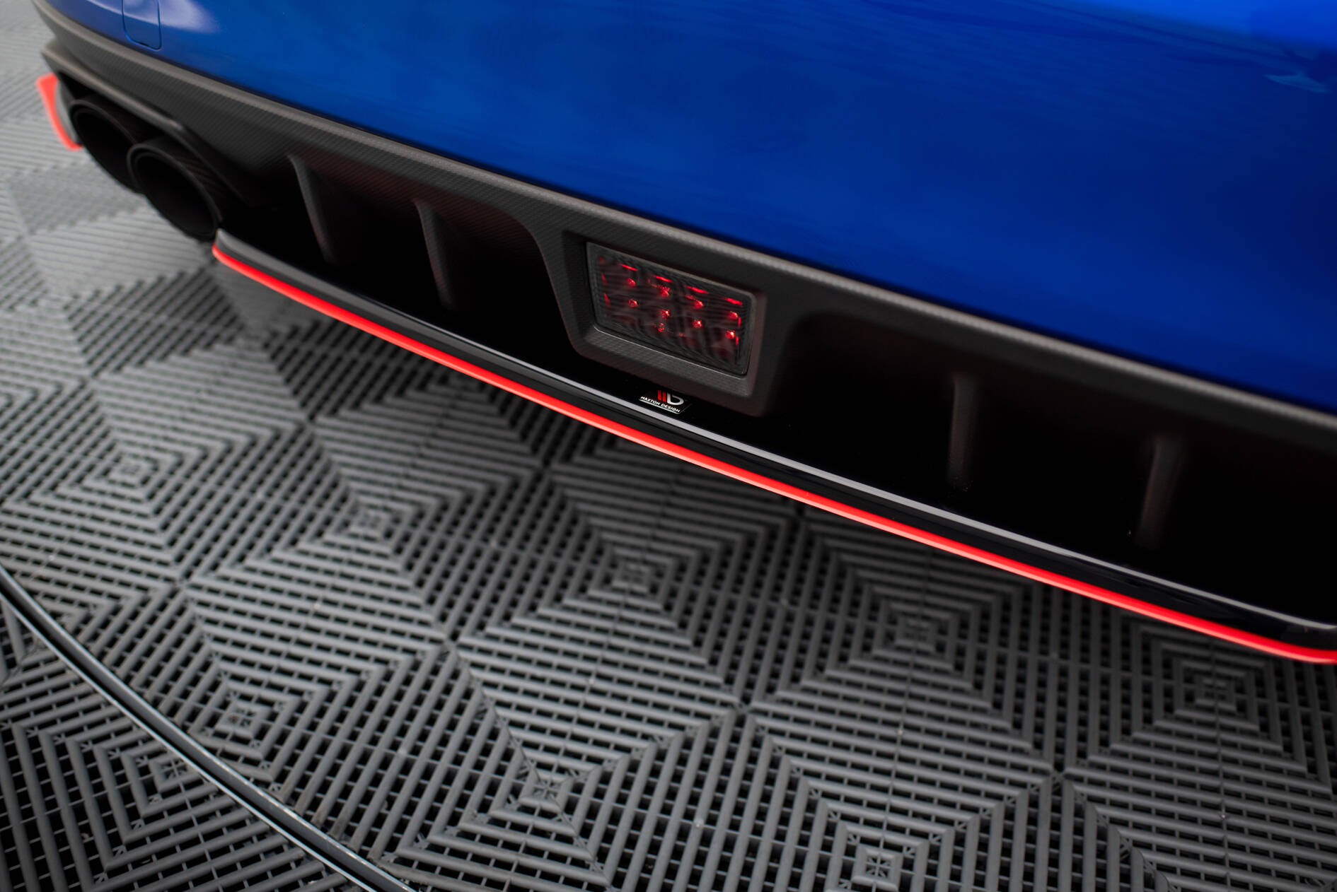 Central Rear Splitter V.2 Subaru WRX STI - 3
