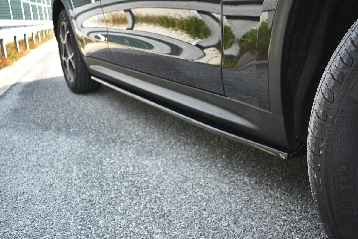Side Skirts Diffusers Alfa Romeo Stelvio (2016-2020) - 4