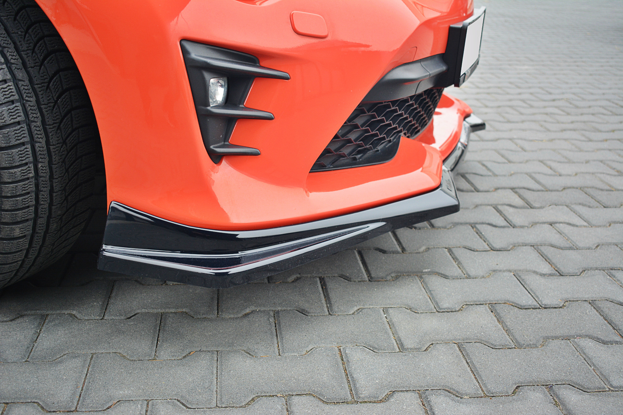 FRONT SPLITTER V.2 TOYOTA GT86 FACELIFT - 4