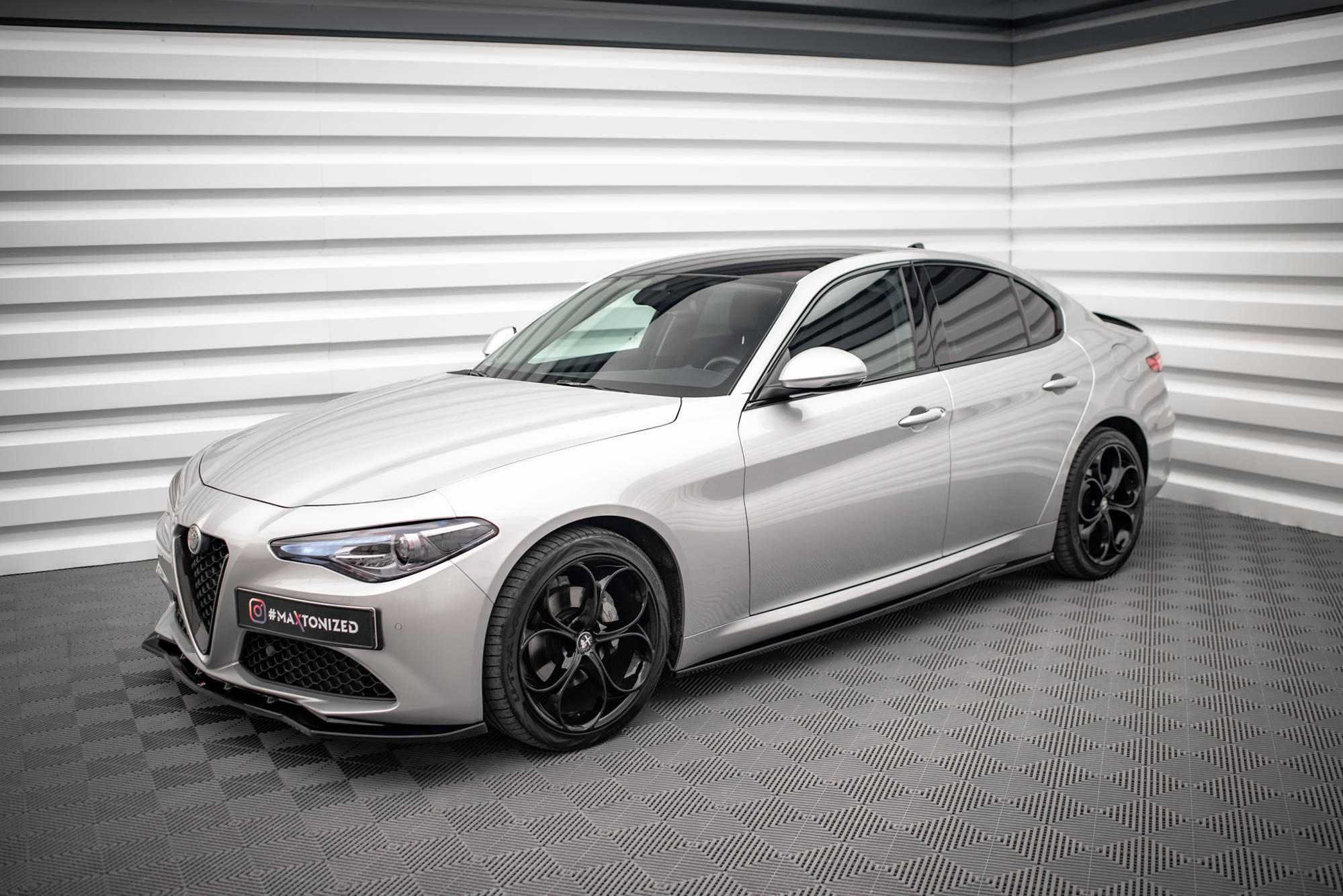 Side Skirts Diffusers Alfa Romeo Giulia Sport - 4